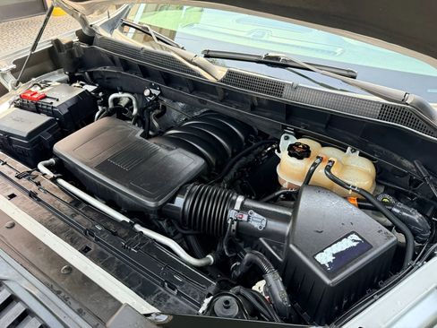 Used 2021 Chevrolet Silverado 1500 LT image 24