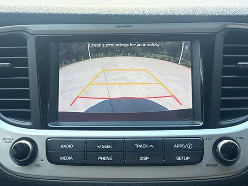 Used 2022 Hyundai Accent SEL FWD image 27