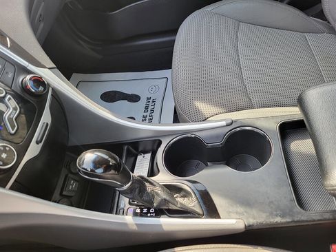 Used 2011 Hyundai Sonata SE w/ Navigation & Sunroof Pkg 4 image 19