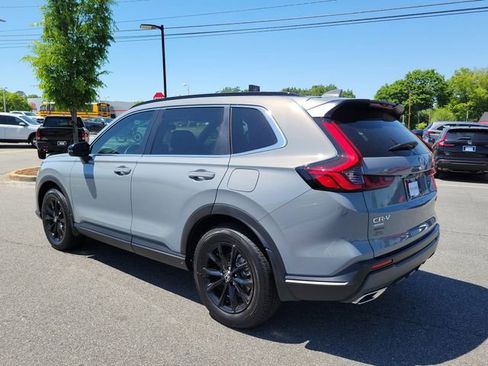 Certified 2025 Honda CR-V Sport image 7