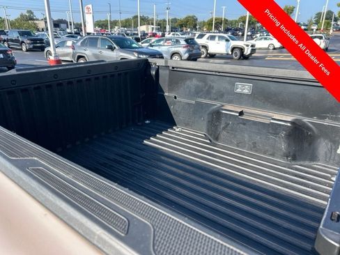 Used 2026 Toyota Tacoma TRD Off-Road AWD/4WD image 5