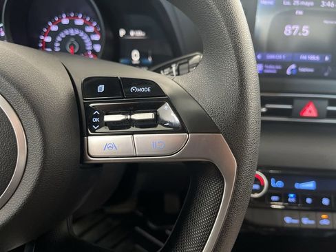Used 2022 Hyundai Elantra SEL FWD image 56