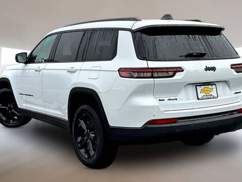 Used 2023 Jeep Grand Cherokee L Limited w/ Black Appearance Package image 4