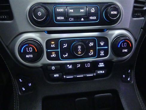 Used 2020 GMC Yukon SLT AWD/4WD image 13
