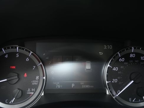 Certified 2024 Toyota Highlander XLE image 14