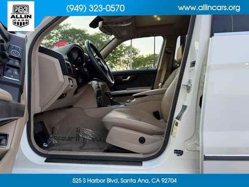 Used 2012 Mercedes-Benz GLK 350 4MATIC image 7