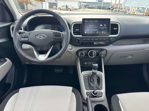 New 2026 Hyundai Venue SEL image 6