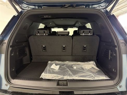 New 2026 Chevrolet Traverse High Country image 15