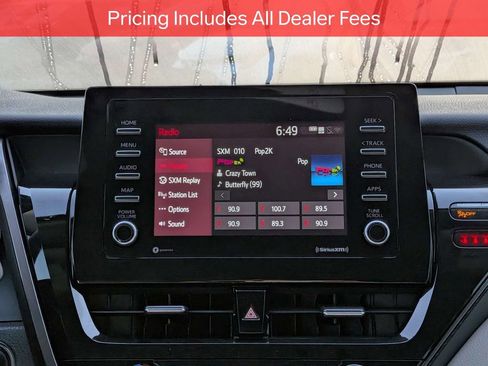 Used 2021 Toyota Camry SE w/ Convenience Package FWD image 18