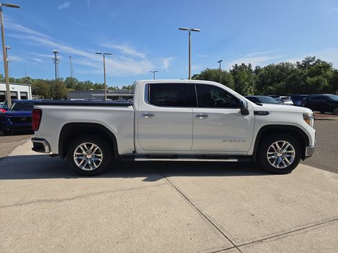 Used 2019 GMC Sierra 1500 SLT w/ SLT Premium Plus Package RWD image 9