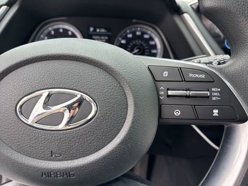 Certified 2023 Hyundai Sonata SEL w/ Preferred Accessory Package image 35
