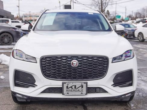 Used 2022 Jaguar F-PACE S image 12