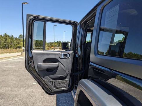 Certified 2025 Jeep Wrangler Unlimited Rubicon 4xe w/ Convenience Group image 55