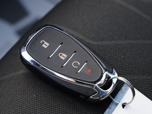 Used 2021 Chevrolet Trax LT w/ Redline Edition image 31