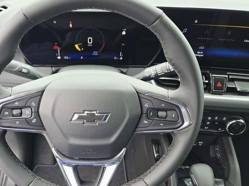 New 2026 Chevrolet TrailBlazer LT w/ Convenience Package FWD image 15
