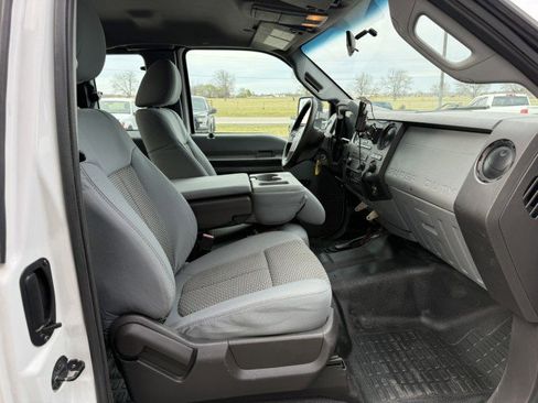 Used 2012 Ford F450 XL w/ XL Value Pkg image 8
