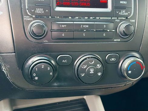 Used 2015 Kia Forte LX image 14