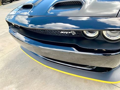 Used 2023 Dodge Challenger SRT Hellcat RWD image 2