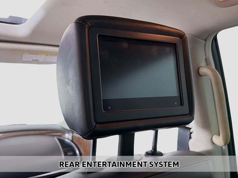 Used 2019 Nissan Armada Platinum w/ Captain's Chairs Package image 5