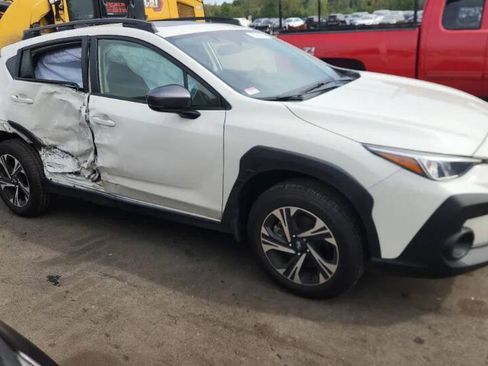 Used 2024 Subaru Crosstrek 2.0i Premium AWD/4WD image 49