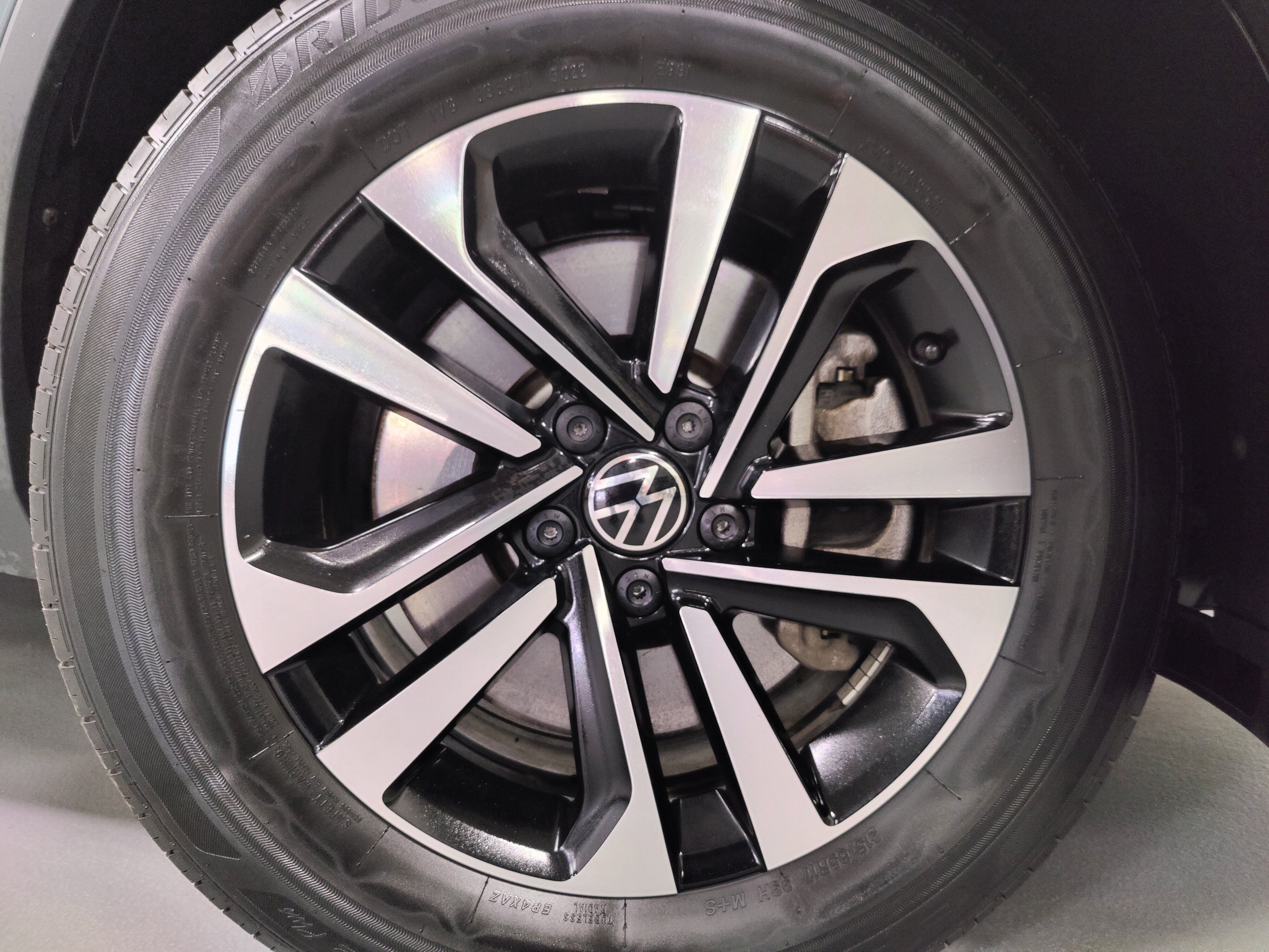 Certified 2023 Volkswagen Tiguan S w/ Driver Assistance Package AWD/4WD image 20