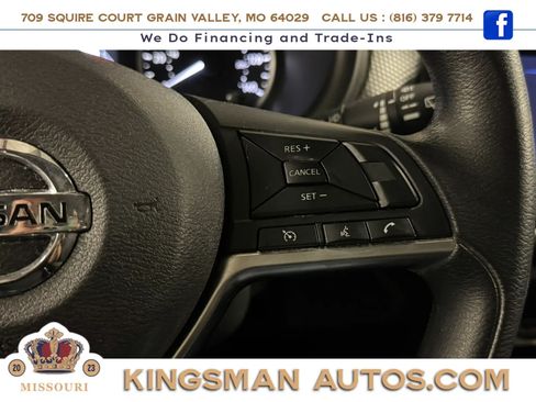 Used 2019 Nissan Kicks SV FWD image 12