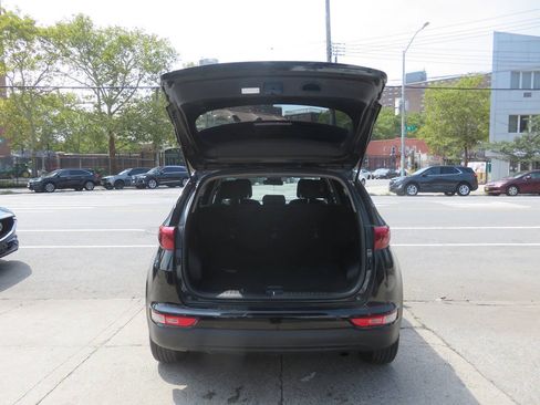 Used 2019 Kia Sportage LX w/ LX Popular Package AWD/4WD image 23