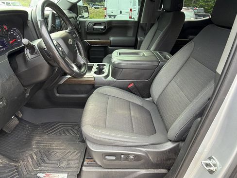 Used 2021 Chevrolet Silverado 1500 LT Trail Boss AWD/4WD image 16