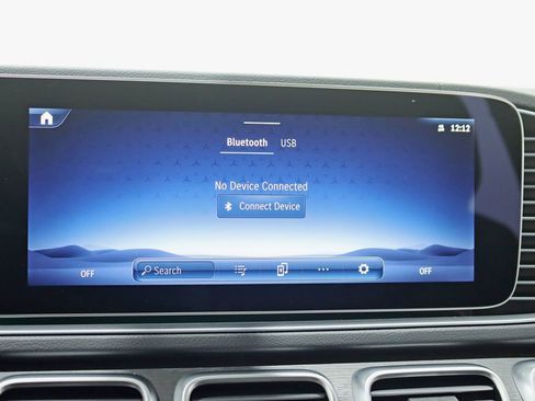 Used 2024 Mercedes-Benz GLS 580 4MATIC image 21