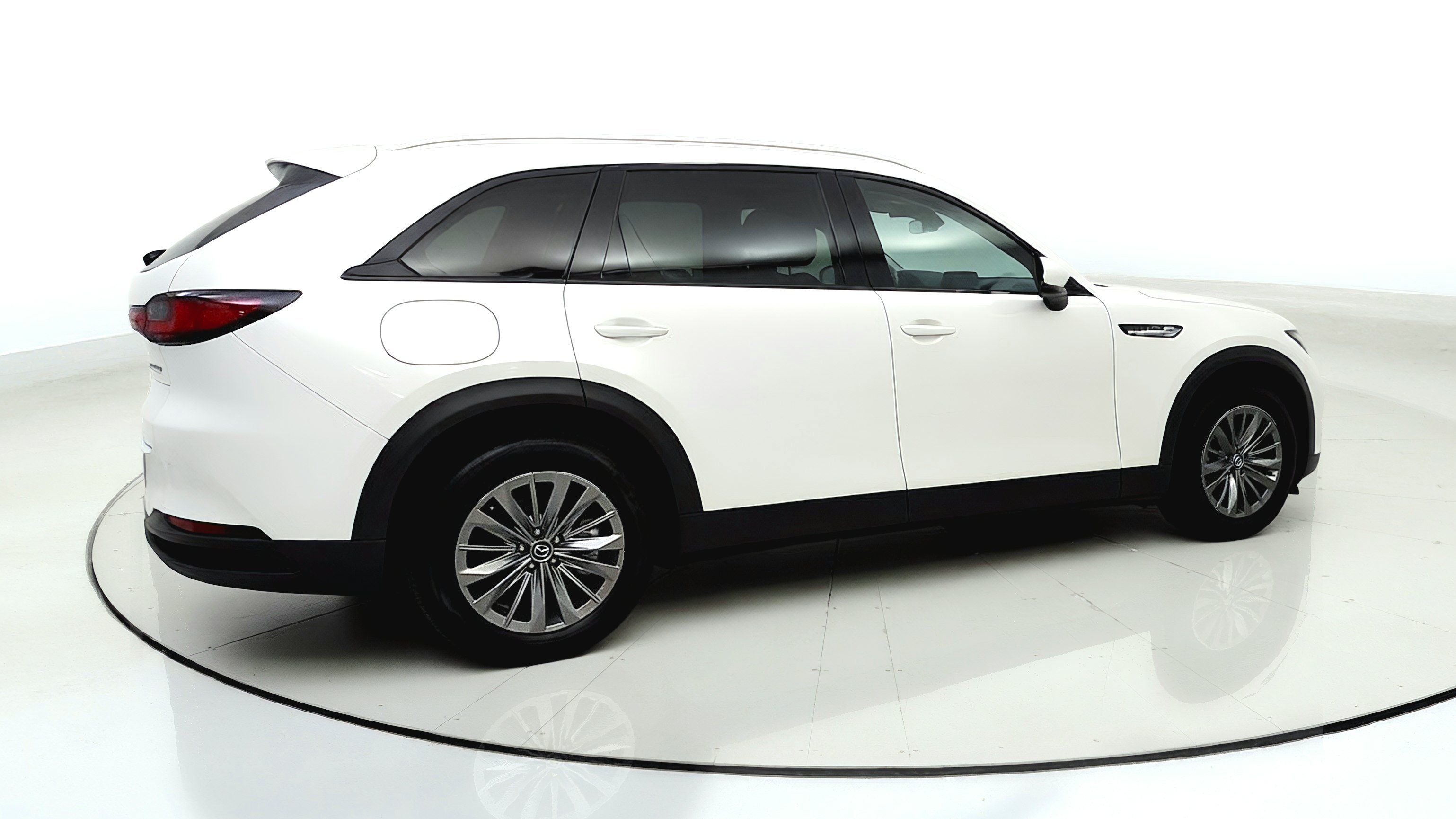 Used 2024 MAZDA CX-90 Plug-In Hybrid w/ Preferred AWD/4WD image 7