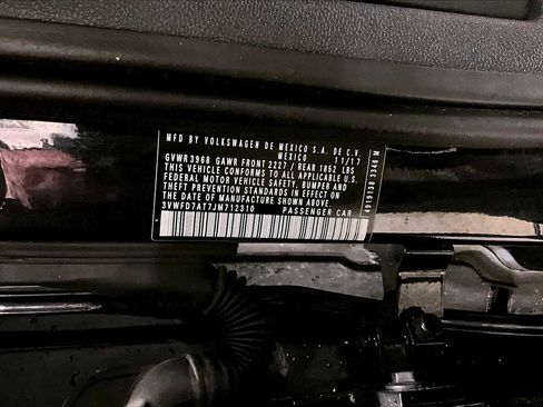 Used 2018 Volkswagen Beetle 2.0T S image 31