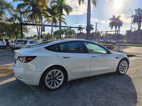 Used 2022 Tesla Model 3 Long Range AWD/4WD image 13