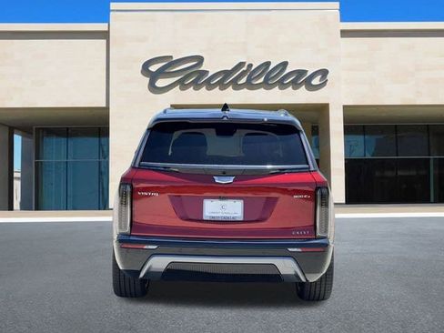 New 2026 Cadillac Vistiq Sport image 4