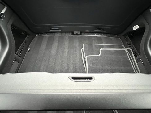 Certified 2025 Mercedes-Benz GLB 250 GLB 250 image 30