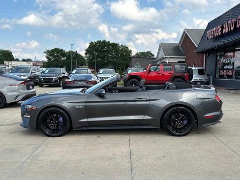 Used 2019 Ford Mustang GT Premium RWD image 4