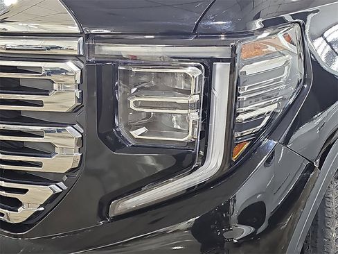 Used 2022 GMC Sierra 1500 Denali image 37