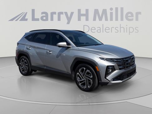 Used 2025 Hyundai Tucson Limited FWD image 7
