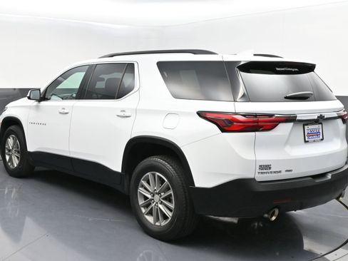 Used 2023 Chevrolet Traverse LT AWD/4WD image 5