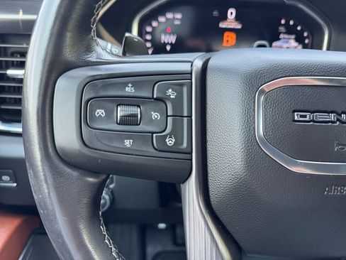 Used 2024 GMC Sierra 1500 Denali Ultimate AWD/4WD image 11