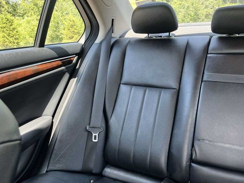 Used 2013 Mercedes-Benz C 300 4MATIC Sedan image 32