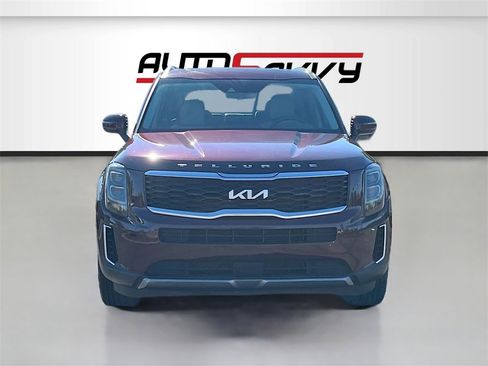 Used 2022 Kia Telluride EX w/ EX Premium Package image 2