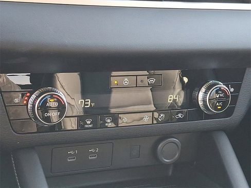 New 2026 Mitsubishi Outlander AWD image 8