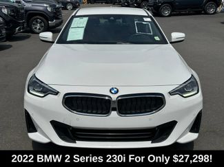 Used 2022 BMW 230i Coupe w/ Convenience Package RWD video 2