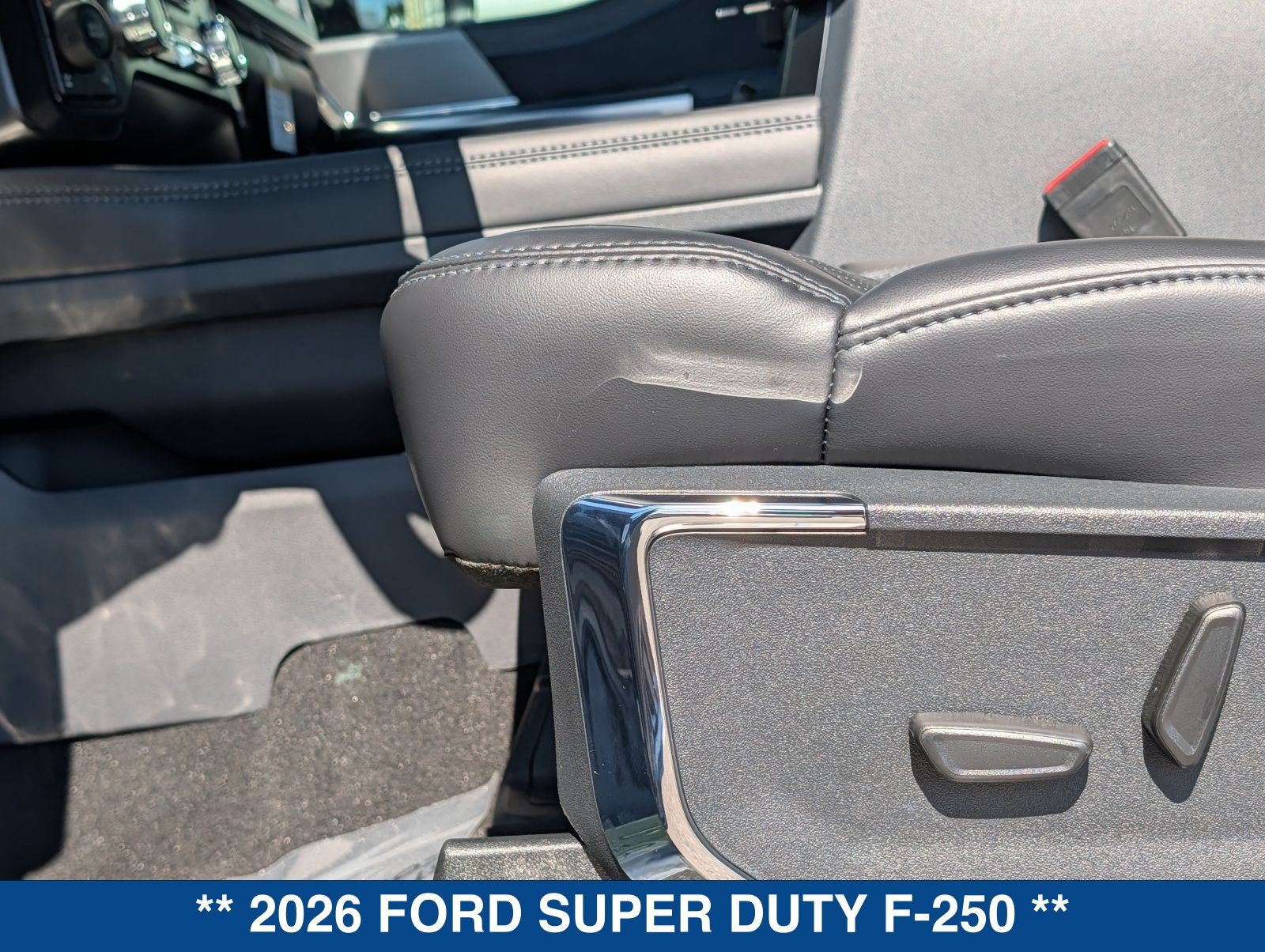 New 2026 Ford F250 Platinum w/ FX4 Off-Road Package AWD/4WD image 24