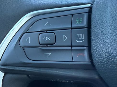 New 2025 Jeep Grand Cherokee L Laredo image 28