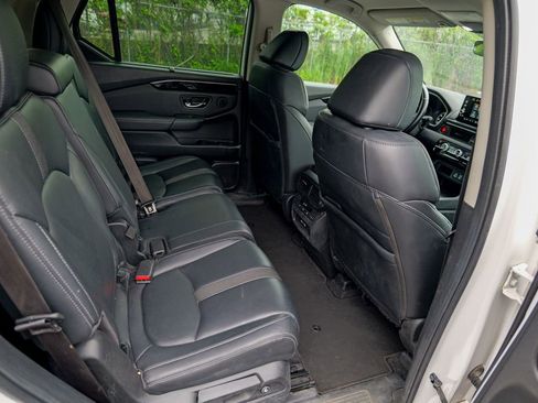 Used 2023 Honda Pilot EX-L image 32