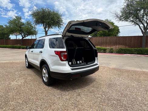 Used 2018 Ford Explorer 4WD image 14