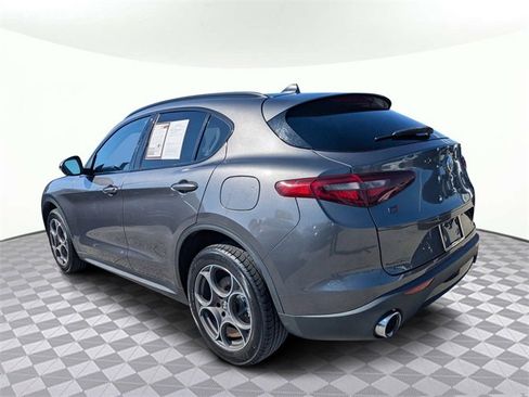 Used 2021 Alfa Romeo Stelvio Sprint w/ Nero Edizione image 5