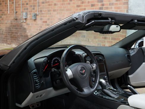 Used 2008 Chevrolet Corvette Coupe w/ Preferred Equipment Group image 40