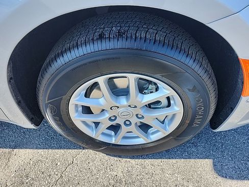 New 2026 Chrysler Pacifica Select image 13